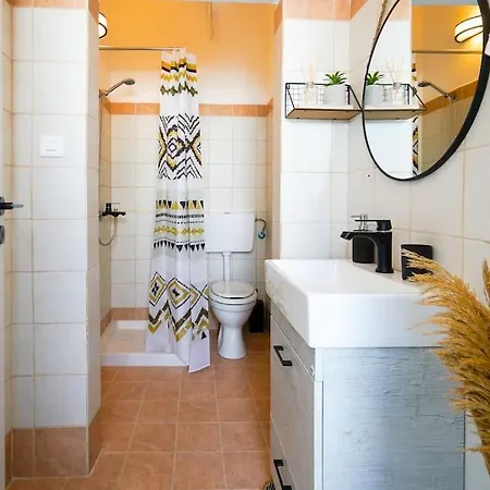 The Blackbird House Apartment *